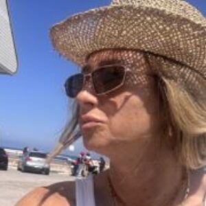 Foto del profilo di Angela